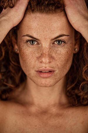 Face Model is Alia Jolie -